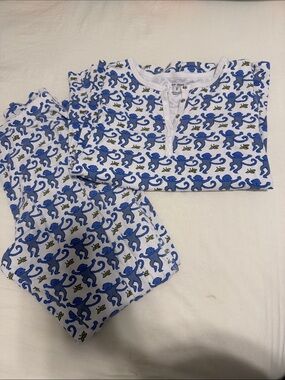 Roller rabbit pajamas set small
